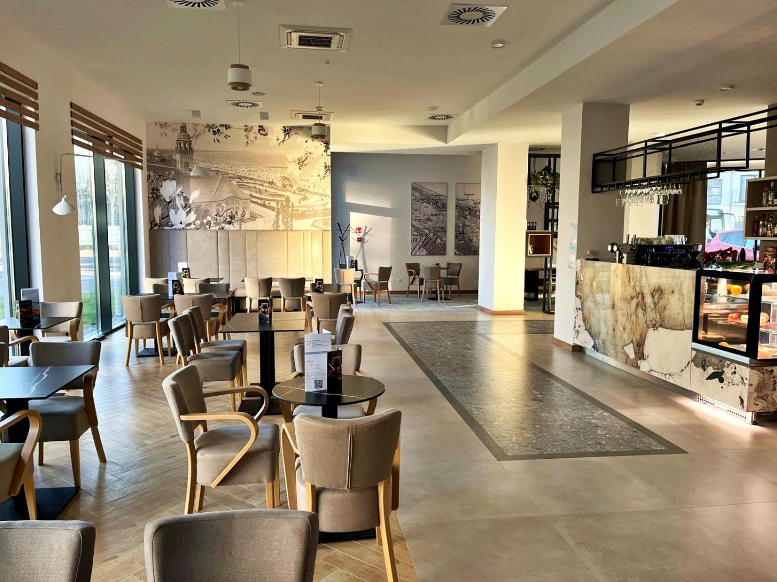Aparthotel Platino Mare &